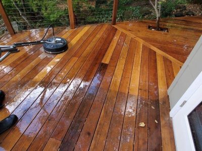 deck wood staining
